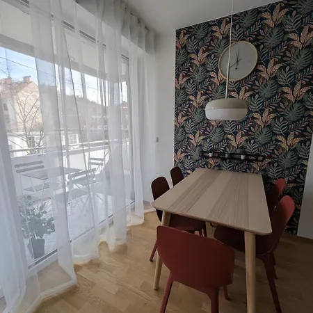 Lend Family Self-check-in Graz