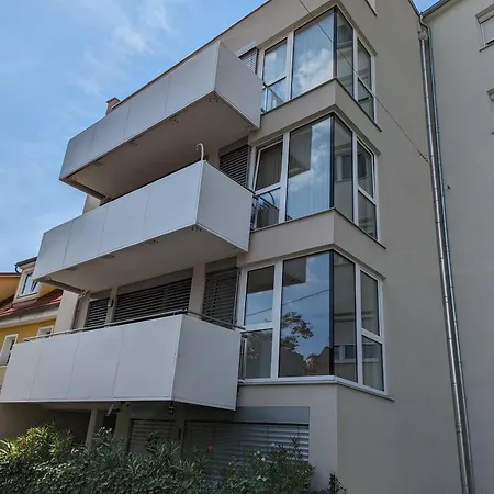 Lend Family Self-check-in * 格拉茨